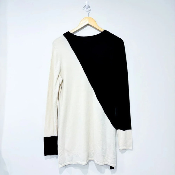 ERIC ALEXANDRE Two-Tone Black & Beige Asymmetric Tunic Sweater | Medium * - Picture 9 of 9